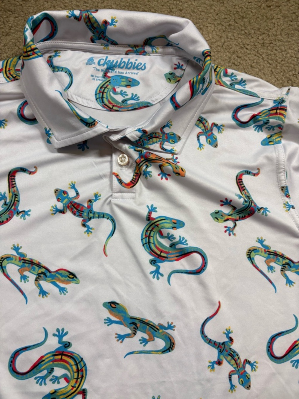 Chubbies White Polo with Multicolor Gecko Lizard Print - Picture 2 of 5